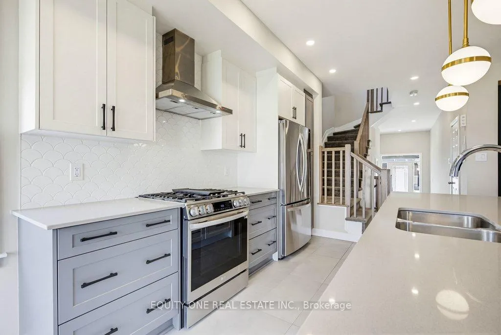 Photo 17 of 2033 Allegrini Terrace, Ottawa, Kanata - Emerald Meadows/Trailwest — HOMEH