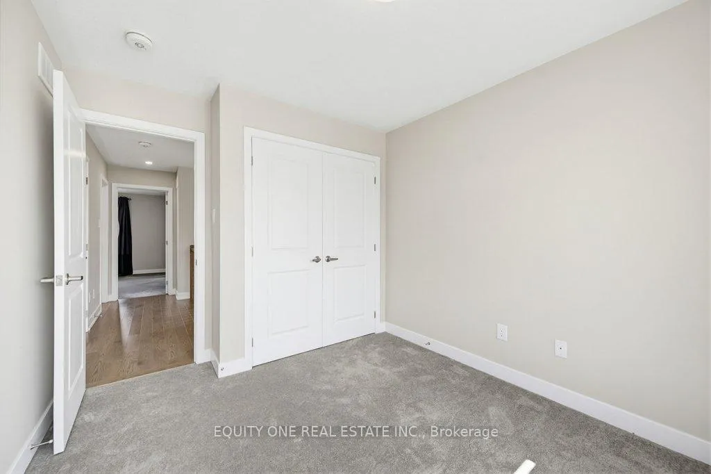 Photo 28 of 2033 Allegrini Terrace, Ottawa, Kanata - Emerald Meadows/Trailwest — HOMEH