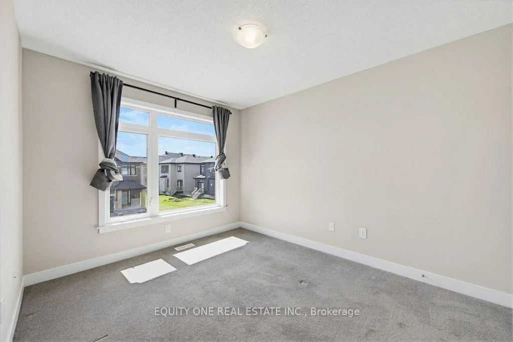 Photo 29 of 2033 Allegrini Terrace, Ottawa, Kanata - Emerald Meadows/Trailwest — HOMEH