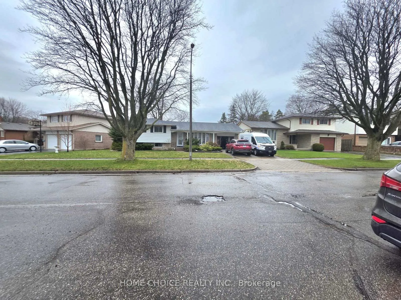 Photo 1 of 130 Champlain Crescent, Kitchener, Heritage Park - Kitchener — HOMEH