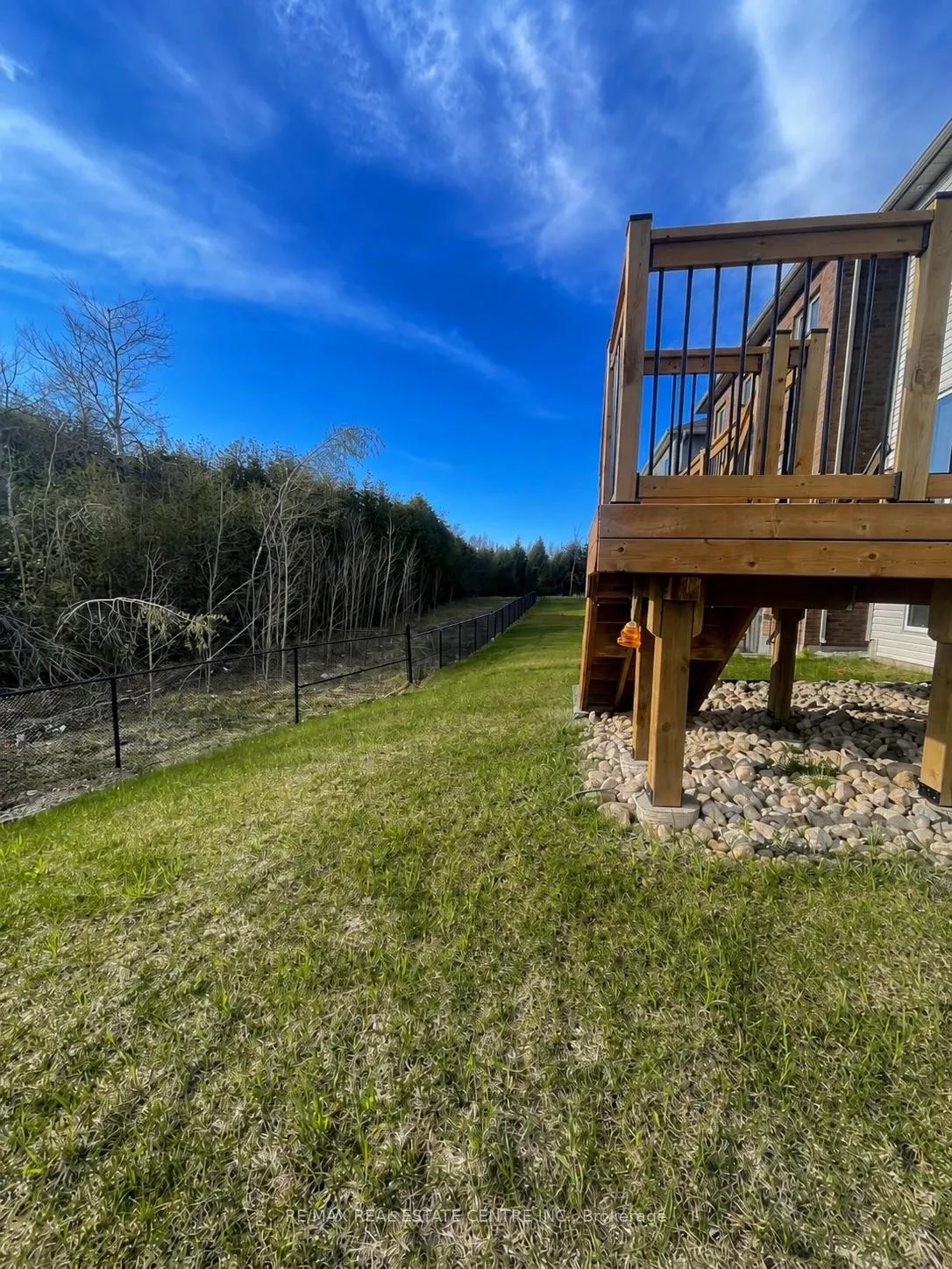 Photo 20 of 104 Limestone Lane, Shelburne — HOMEH