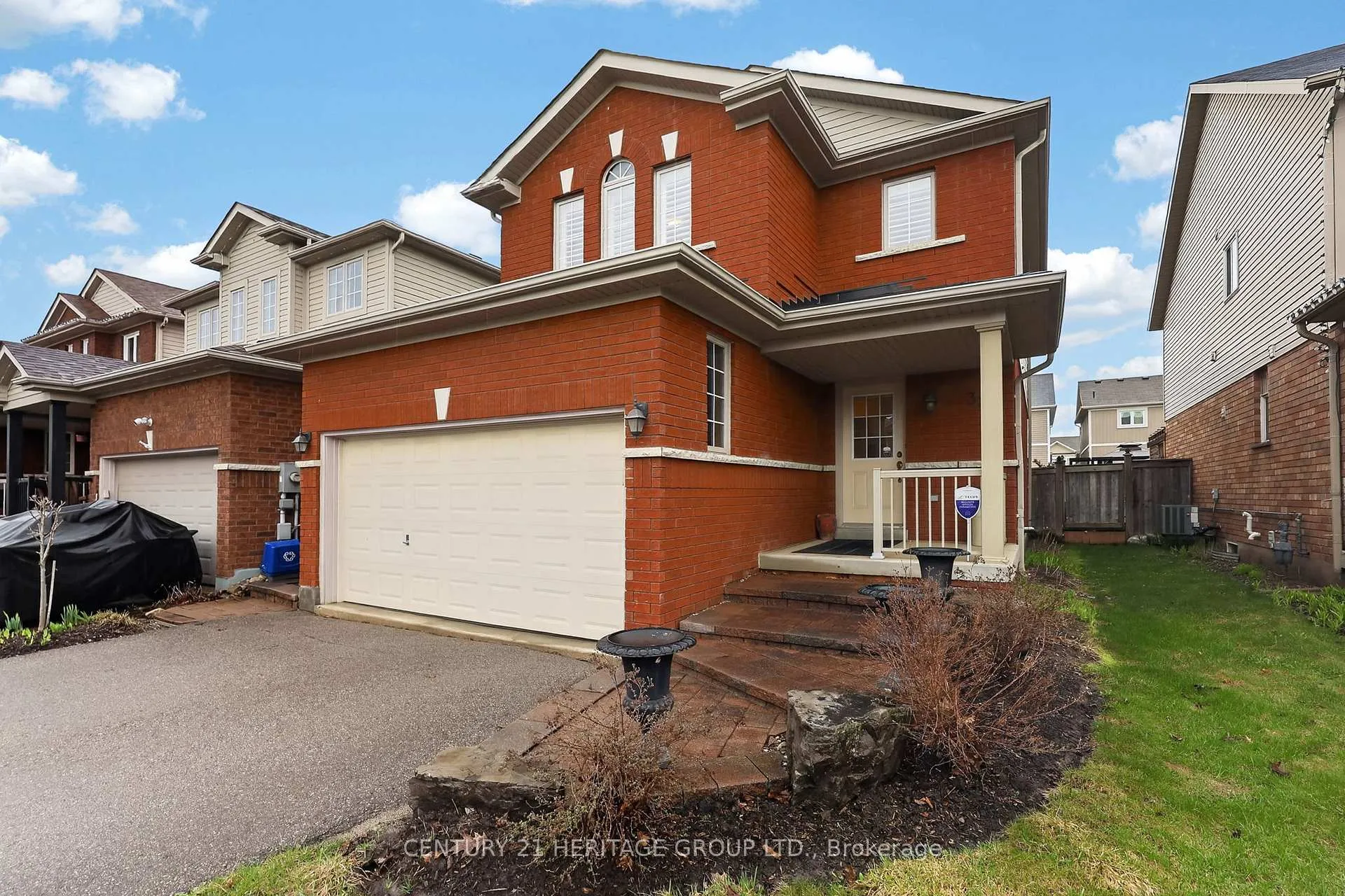 Photo 3 of 32 McMulkin Street, New Tecumseth, Alliston — HOMEH