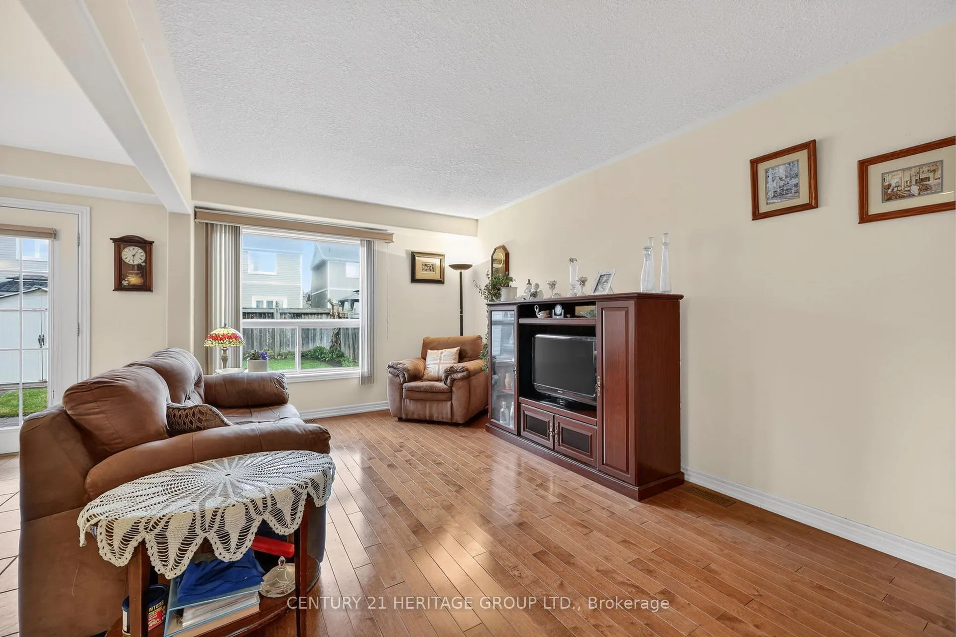 Photo 8 of 32 McMulkin Street, New Tecumseth, Alliston — HOMEH