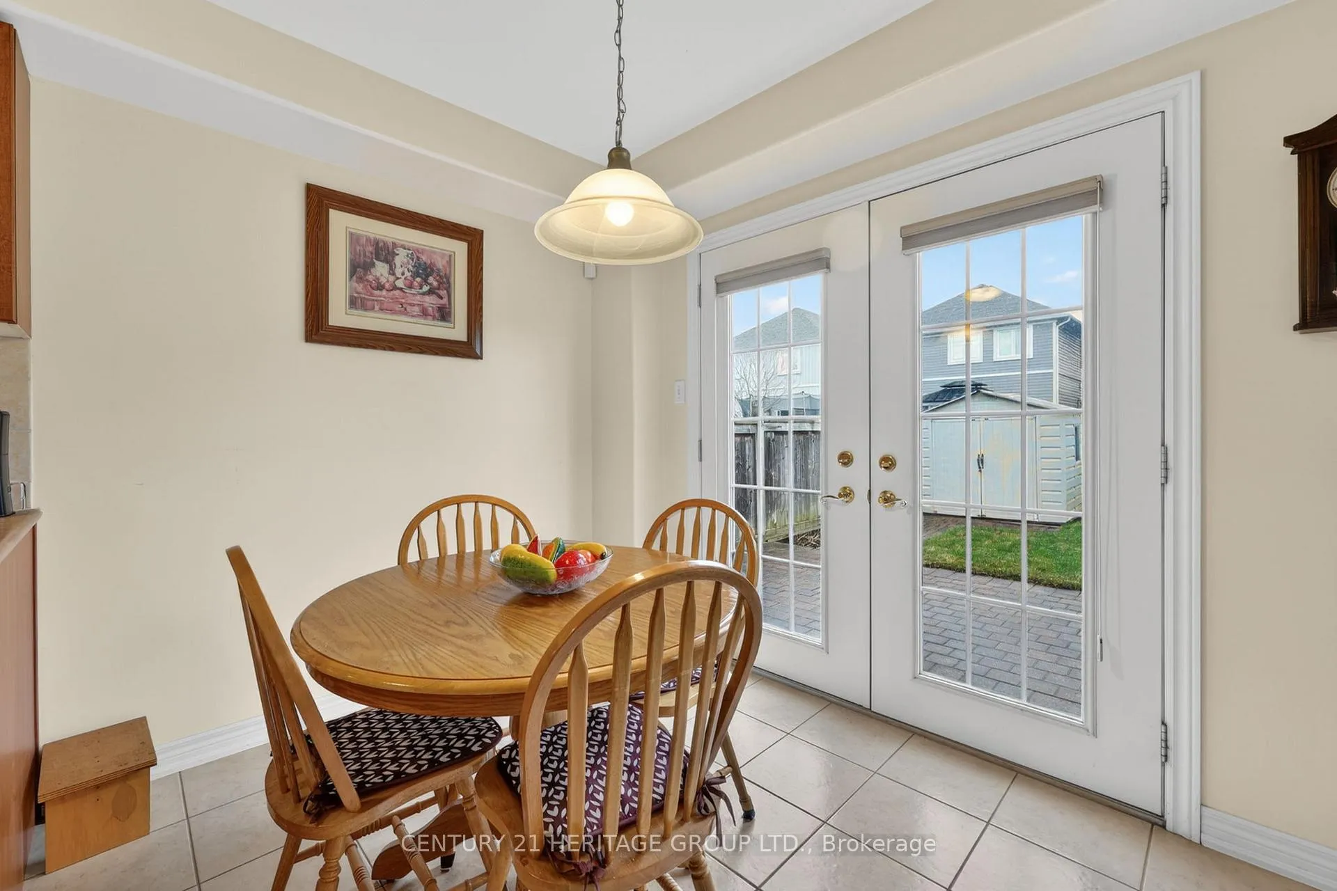 Photo 15 of 32 McMulkin Street, New Tecumseth, Alliston — HOMEH
