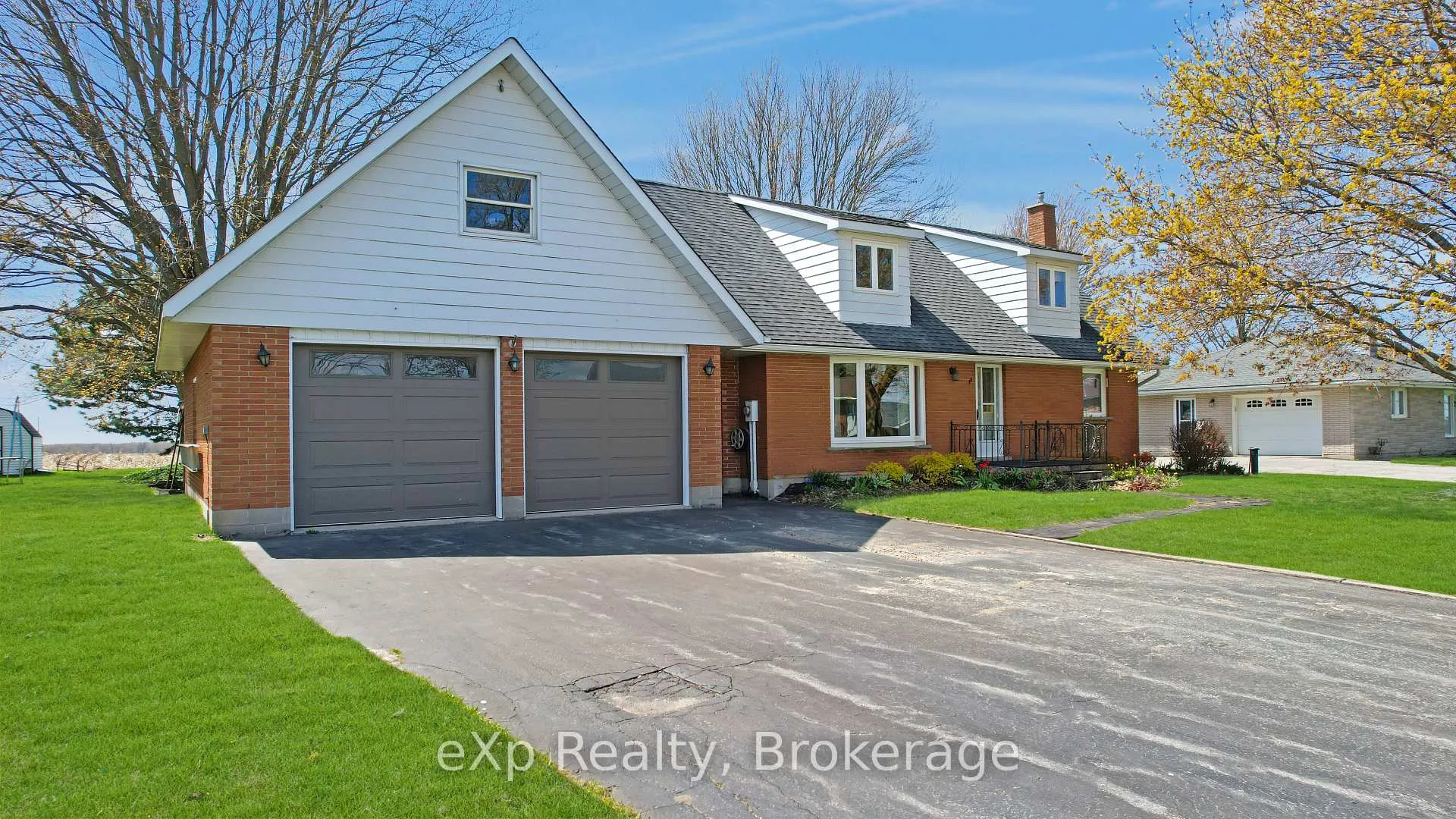 Photo 2 of 1267 Bruce Road 12, South Bruce — HOMEH