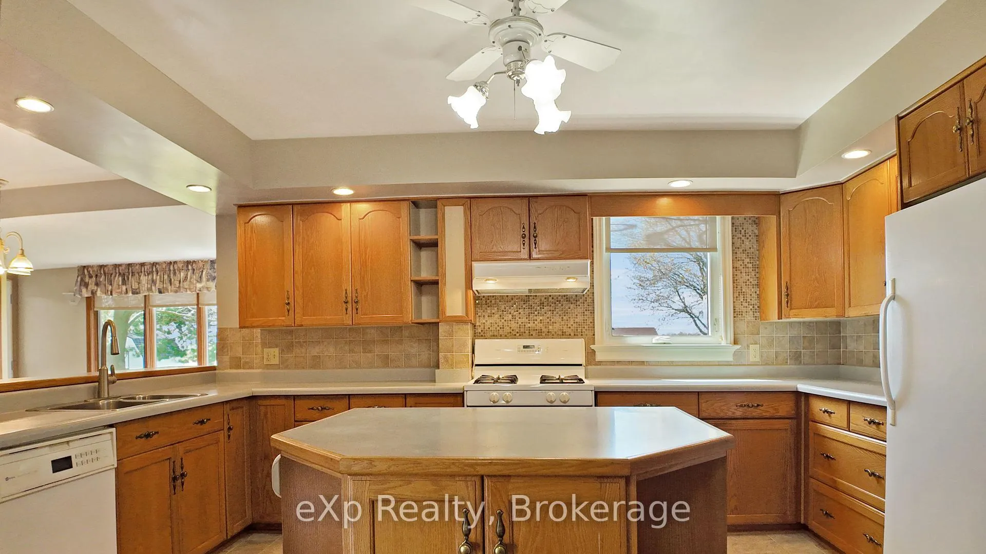 Photo 9 of 1267 Bruce Road 12, South Bruce — HOMEH