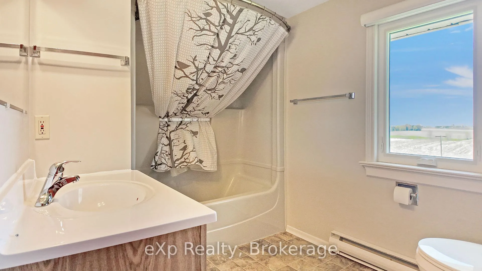 Photo 28 of 1267 Bruce Road 12, South Bruce — HOMEH