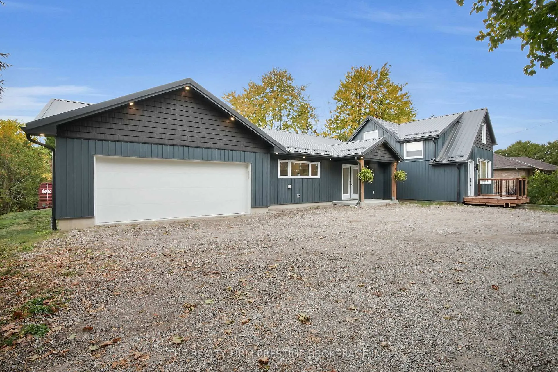 Photo 3 of 23473 Wonderland Road N, Middlesex Centre, Rural Middlesex Centre — HOMEH