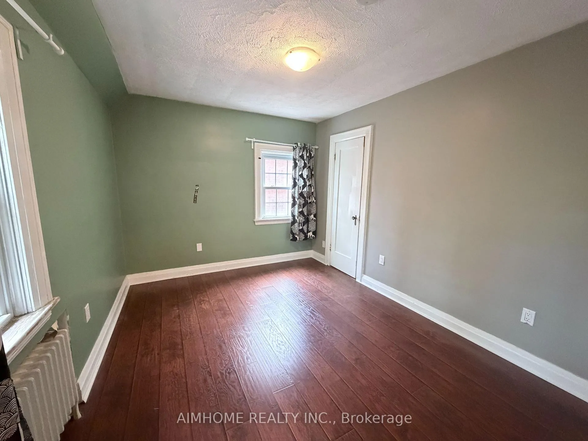 Photo 5 of 110 Traymore Avenue, Hamilton, Westdale — HOMEH