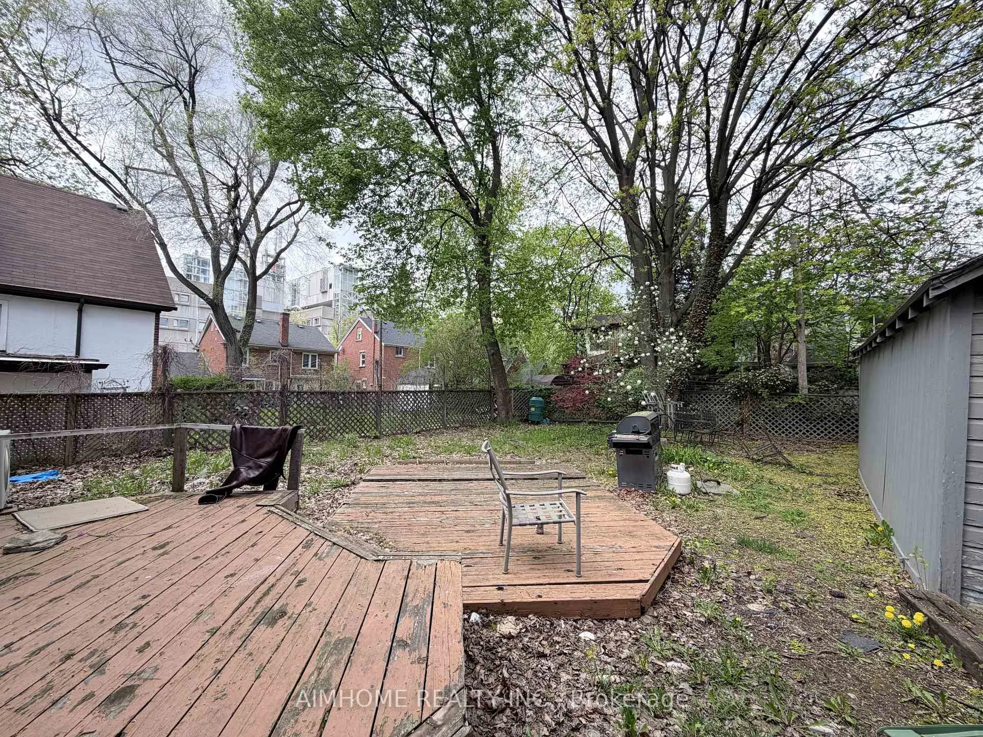 Photo 9 of 110 Traymore Avenue, Hamilton, Westdale — HOMEH