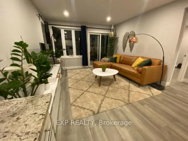 Photo 7 of Unit B, 238 Ridgewood Crescent, London, South D — HOMEH