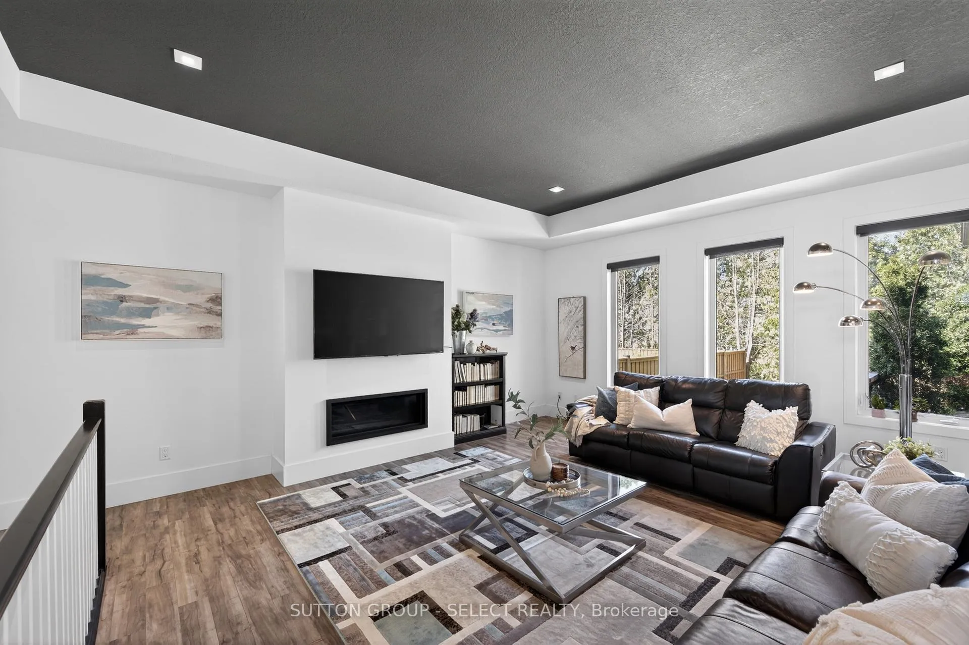 Photo 6 of 228 Martin Drive, Middlesex Centre, Ilderton — HOMEH