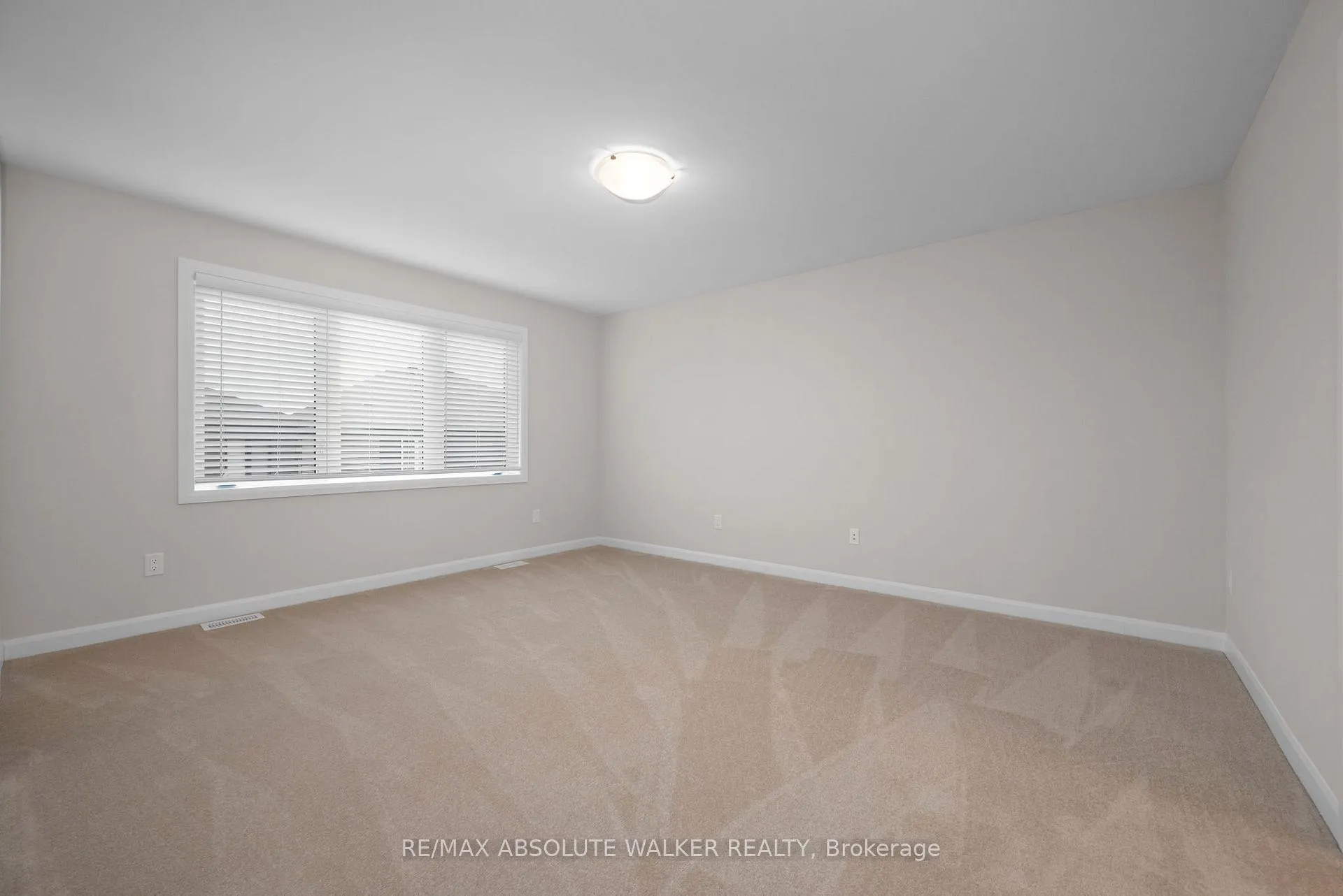 Photo 27 of 529 Anchor Circle, Ottawa, Mahogany Community — HOMEH