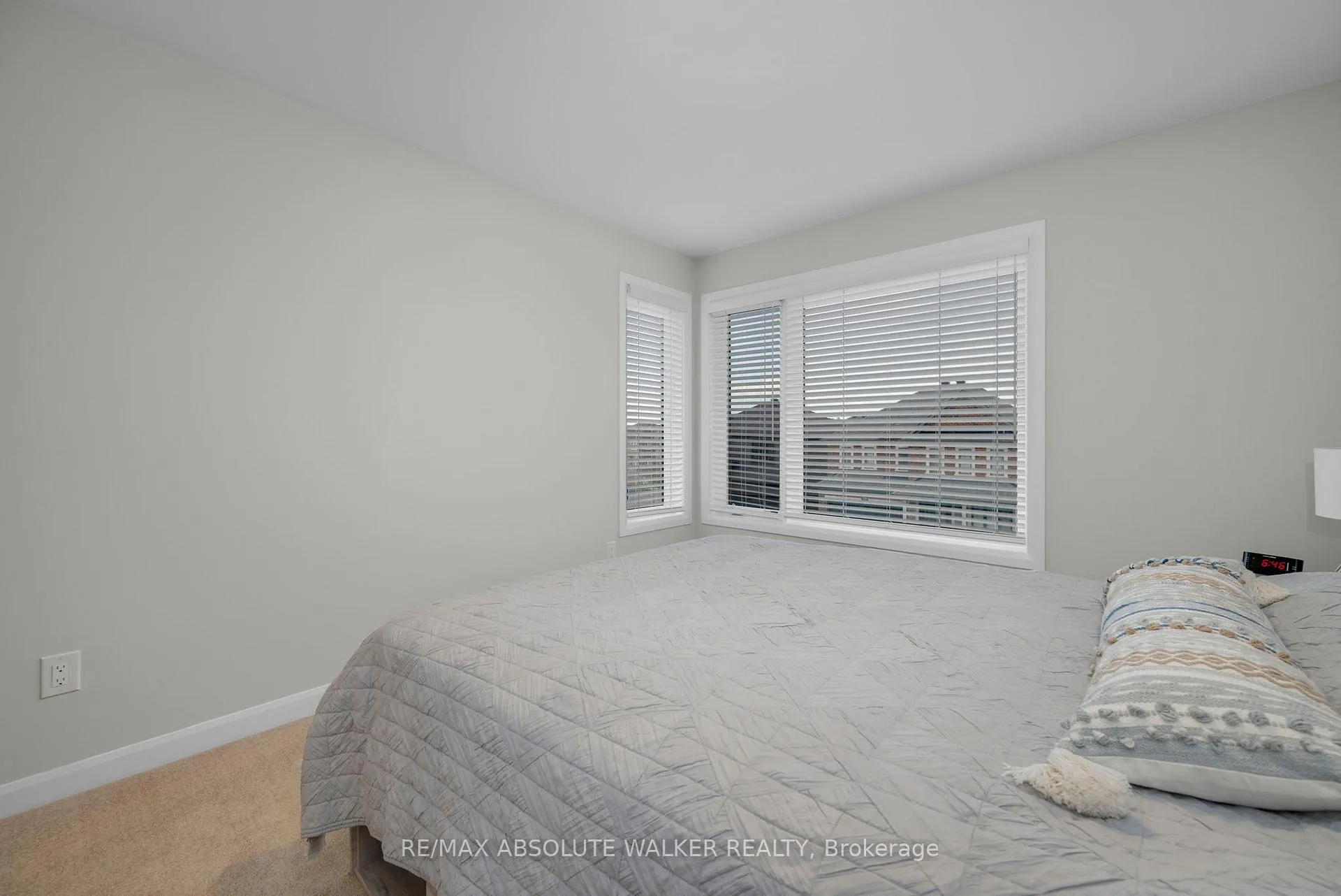 Photo 33 of 529 Anchor Circle, Ottawa, Mahogany Community — HOMEH