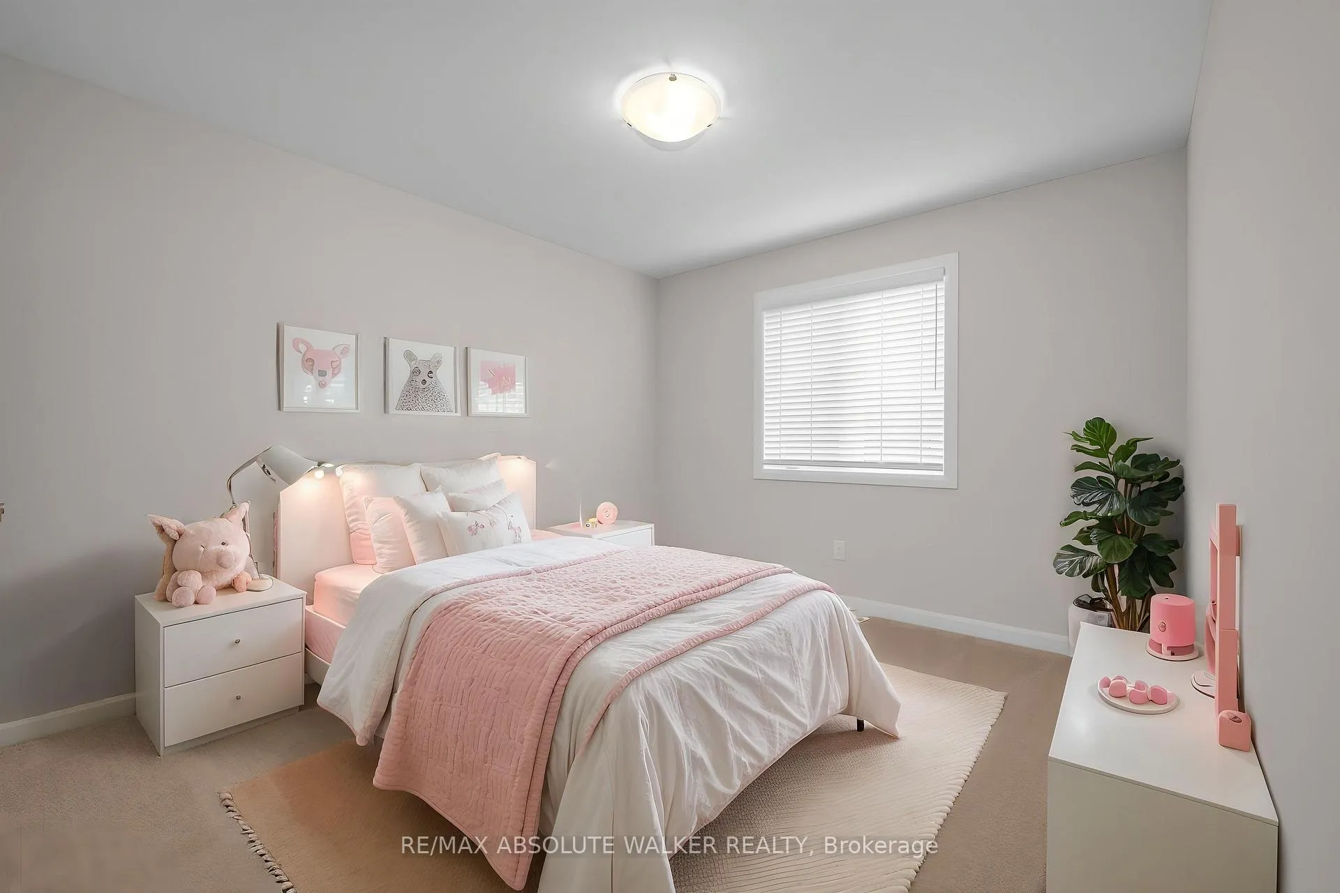 Photo 34 of 529 Anchor Circle, Ottawa, Mahogany Community — HOMEH
