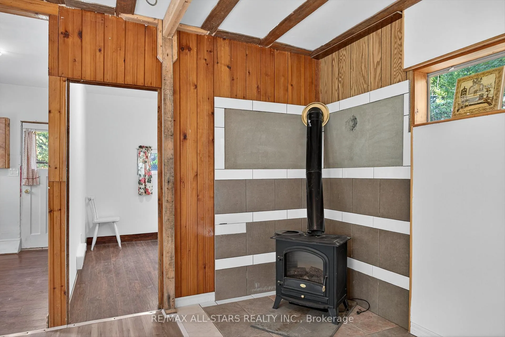 Photo 6 of 60 Elder Street, Kawartha Lakes, Fenelon — HOMEH
