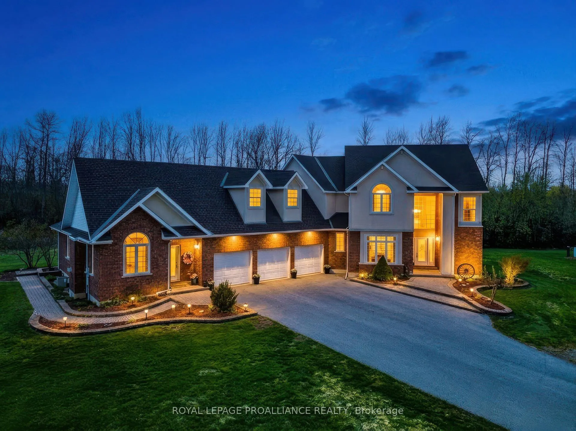 Photo 2 of 3560/3562 Weir Road, Edwardsburgh/Cardinal, Edwardsburgh/Cardinal Twp — HOMEH