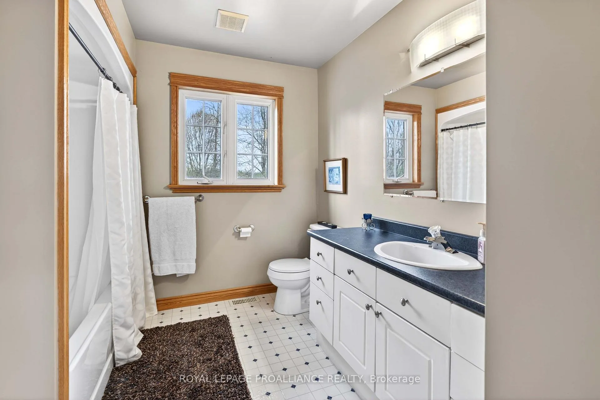 Photo 28 of 3560/3562 Weir Road, Edwardsburgh/Cardinal, Edwardsburgh/Cardinal Twp — HOMEH