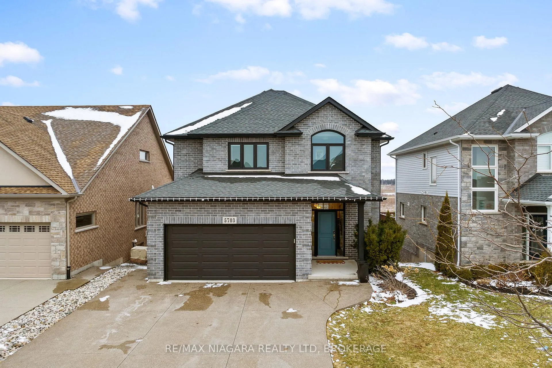 Photo 1 of 5703 Osprey Avenue, Niagara Falls, Forestview — HOMEH