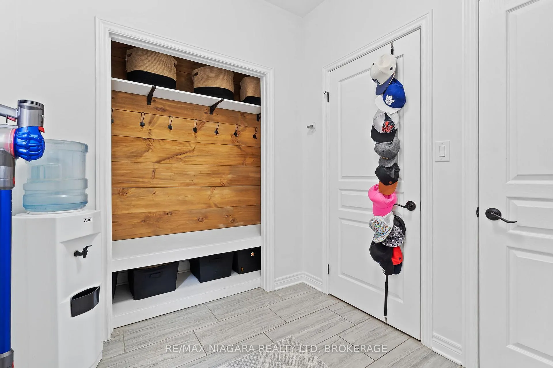 Photo 15 of 5703 Osprey Avenue, Niagara Falls, Forestview — HOMEH