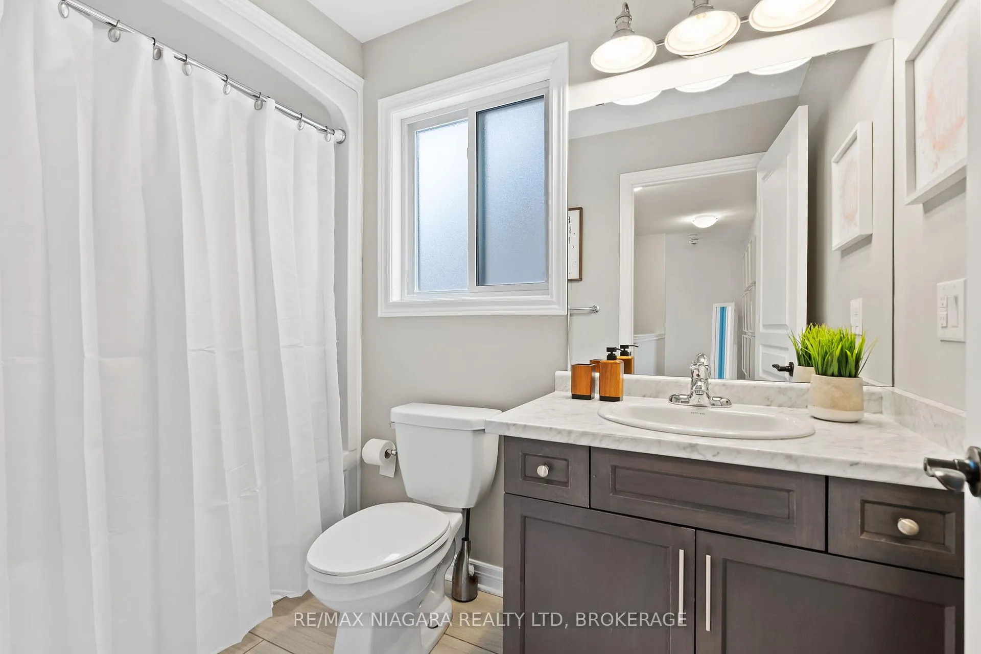 Photo 27 of 5703 Osprey Avenue, Niagara Falls, Forestview — HOMEH