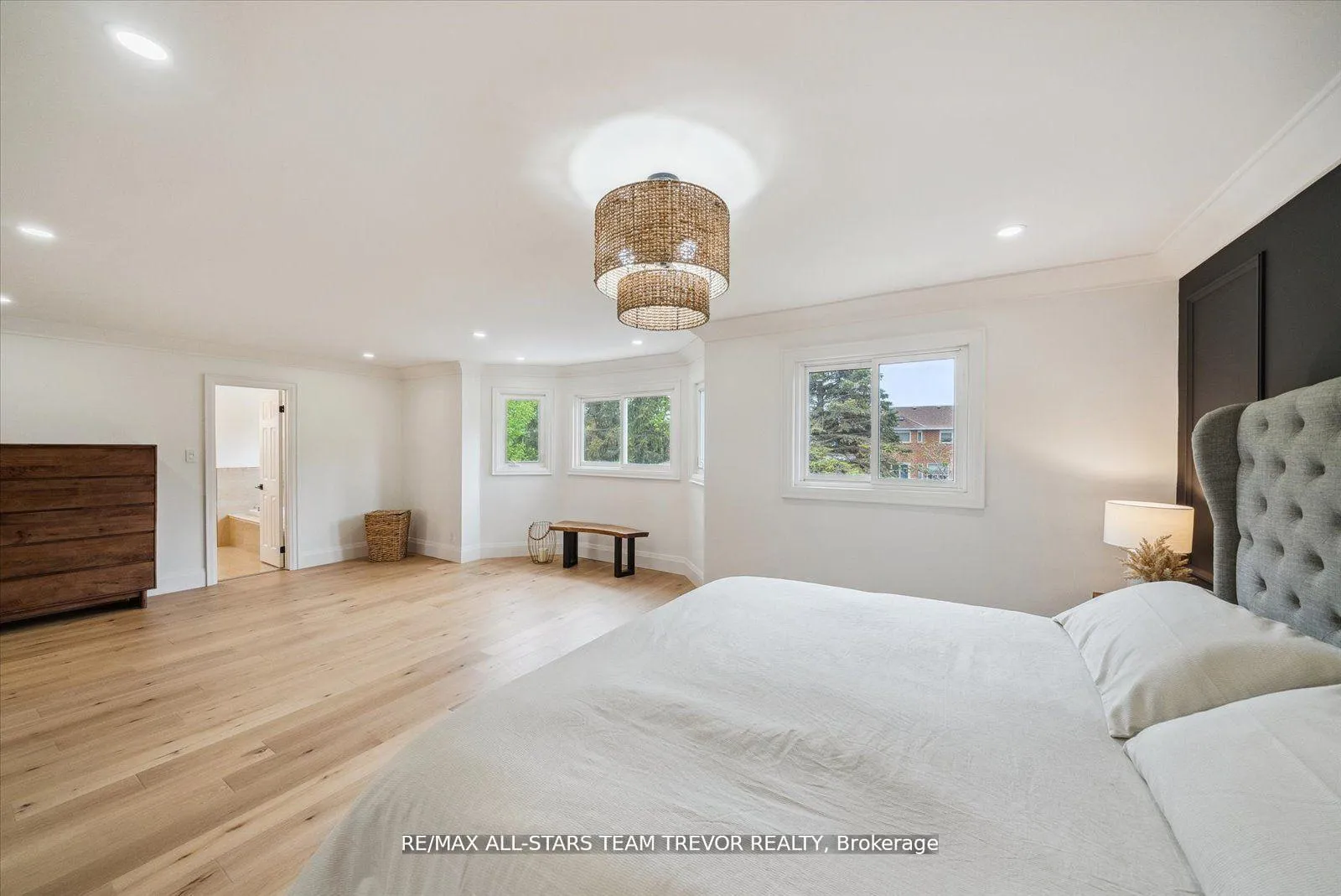 Photo 24 of 144 Natanya Boulevard, Georgina, Keswick North — HOMEH