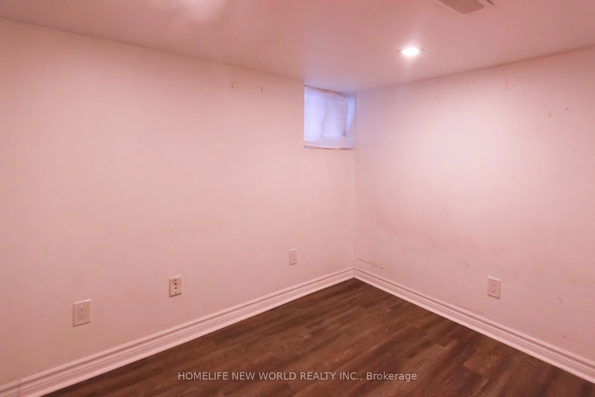 Photo 11 of Unit Basement, 62 Belvidere Avenue, Toronto, Oakwood Village — HOMEH