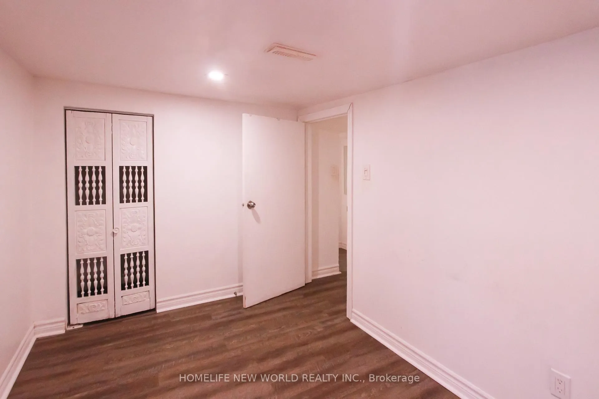 Photo 12 of Unit Basement, 62 Belvidere Avenue, Toronto, Oakwood Village — HOMEH