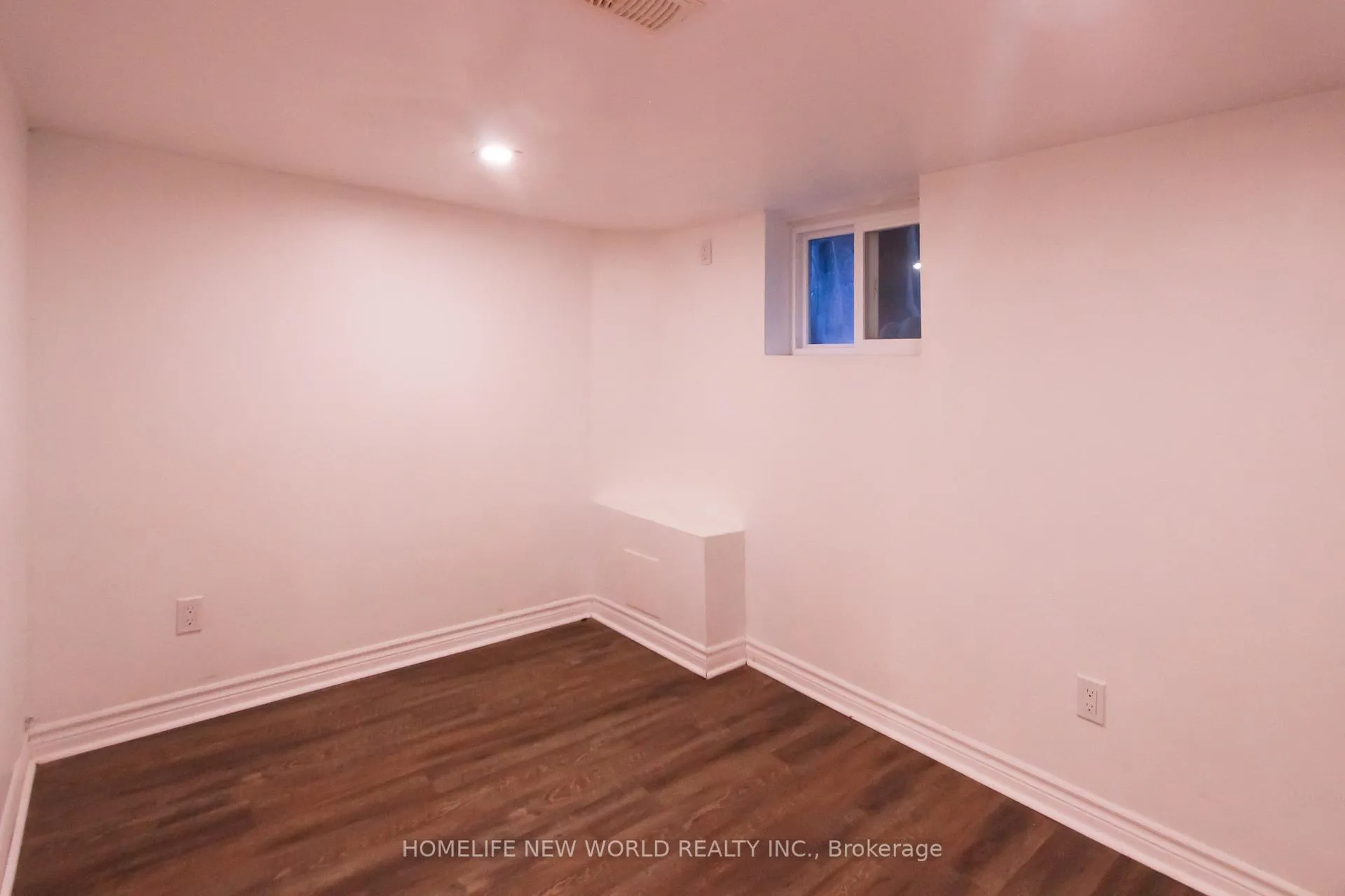 Photo 13 of Unit Basement, 62 Belvidere Avenue, Toronto, Oakwood Village — HOMEH