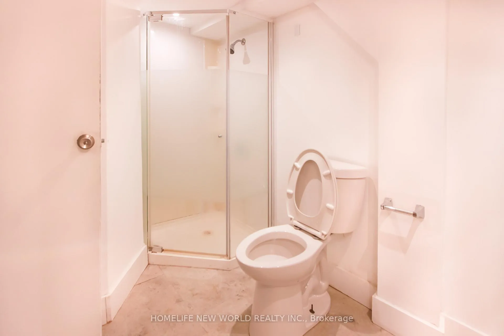 Photo 17 of Unit Basement, 62 Belvidere Avenue, Toronto, Oakwood Village — HOMEH