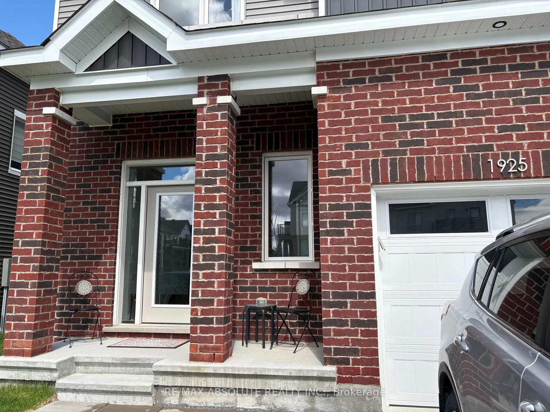 Photo 2 of 1925 Elevation Road, Ottawa, Barrhaven - Half Moon Bay — HOMEH