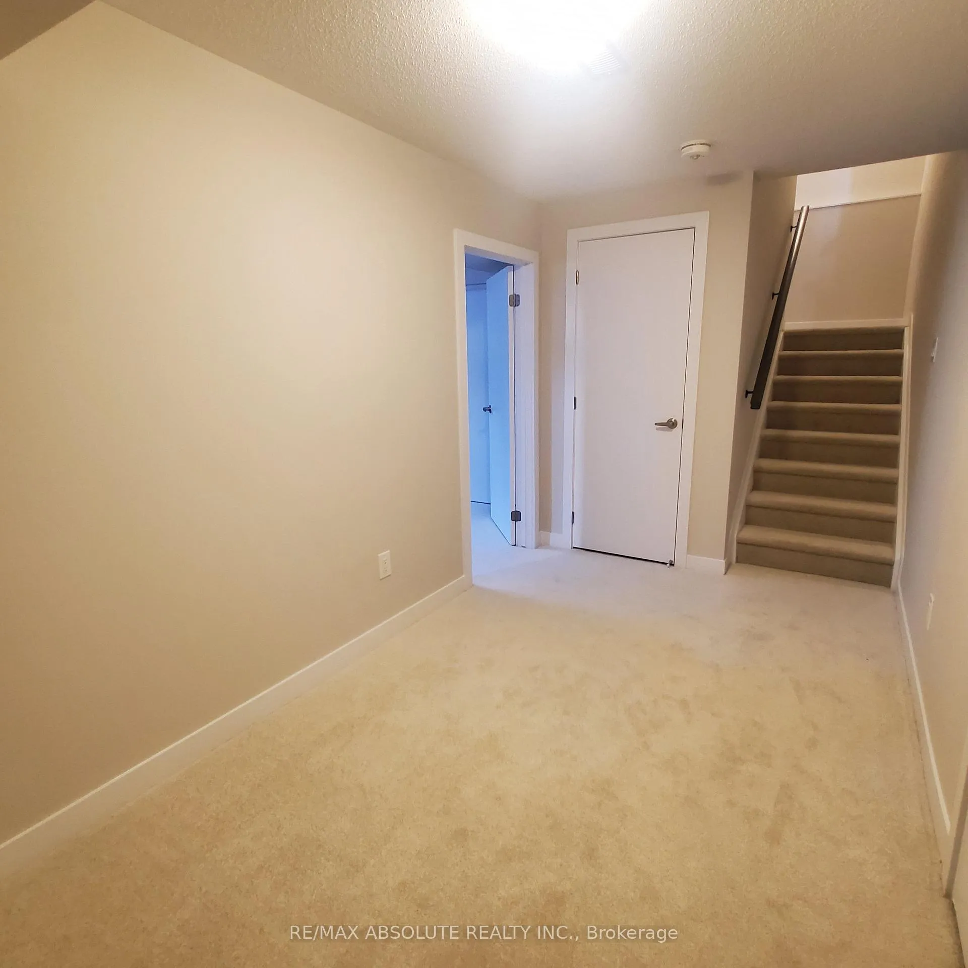 Photo 27 of 1925 Elevation Road, Ottawa, Barrhaven - Half Moon Bay — HOMEH