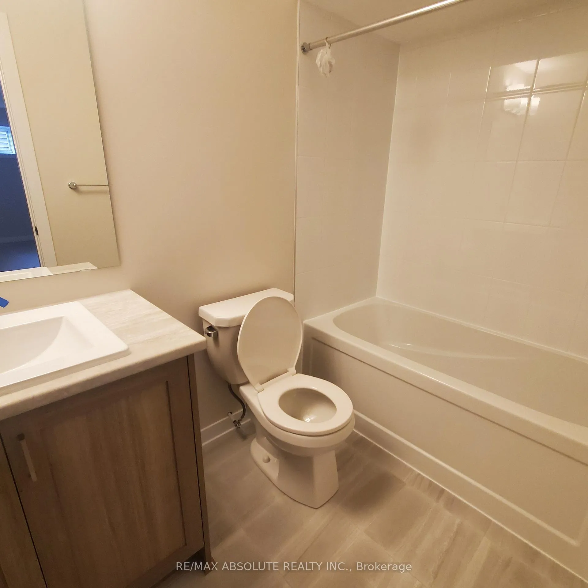 Photo 32 of 1925 Elevation Road, Ottawa, Barrhaven - Half Moon Bay — HOMEH