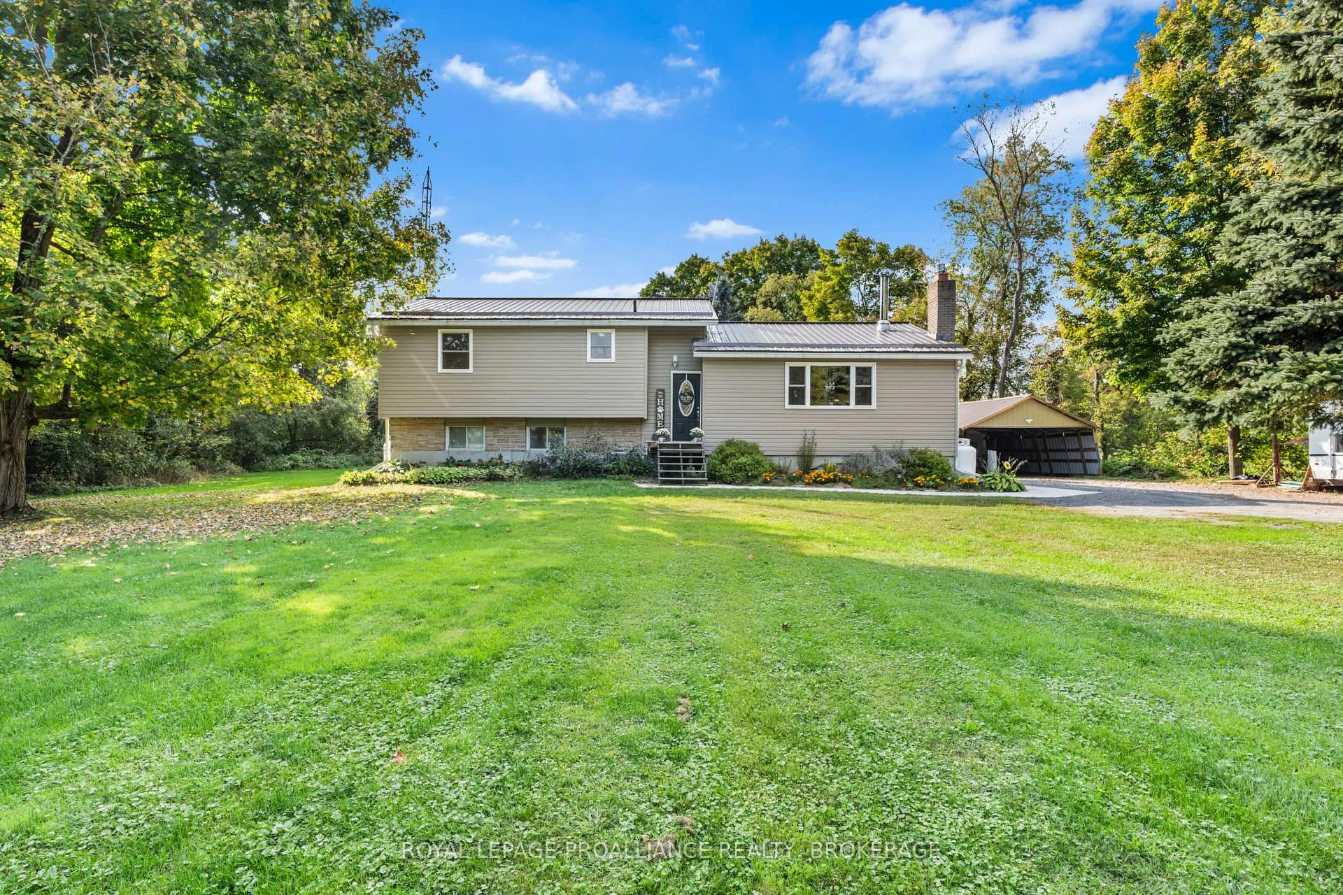 Photo 2 of 5193 Wilmer Road, Frontenac, Frontenac South — HOMEH