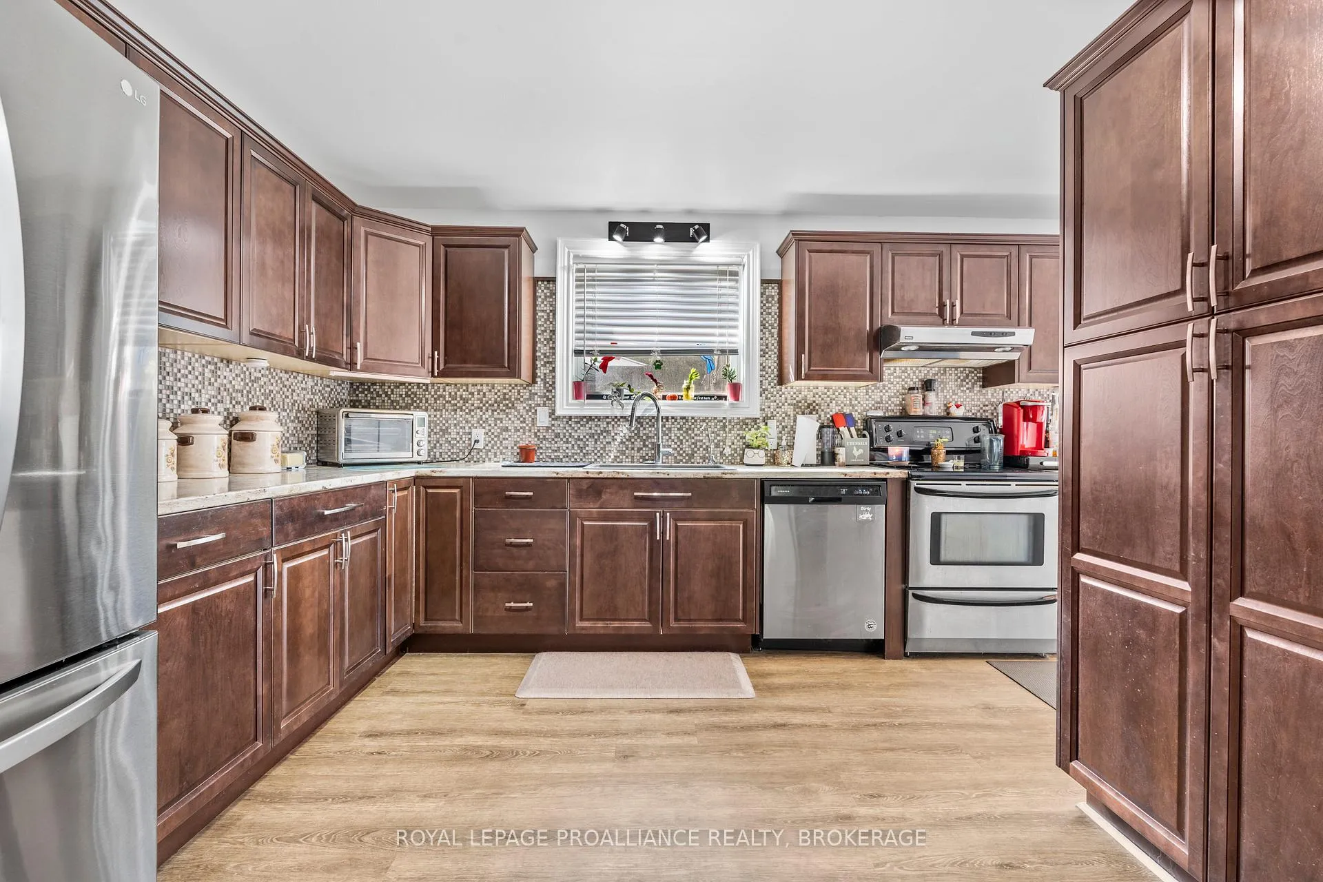 Photo 11 of 5193 Wilmer Road, Frontenac, Frontenac South — HOMEH