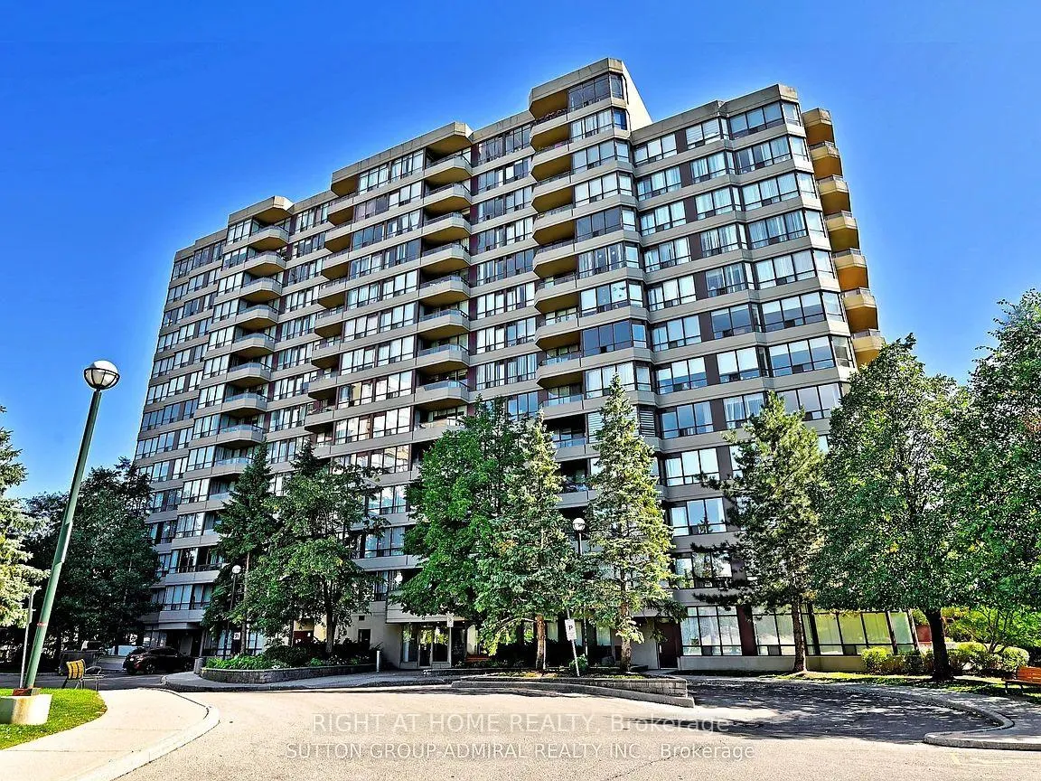 Front of Unit 411, 91 Townsgate Drive