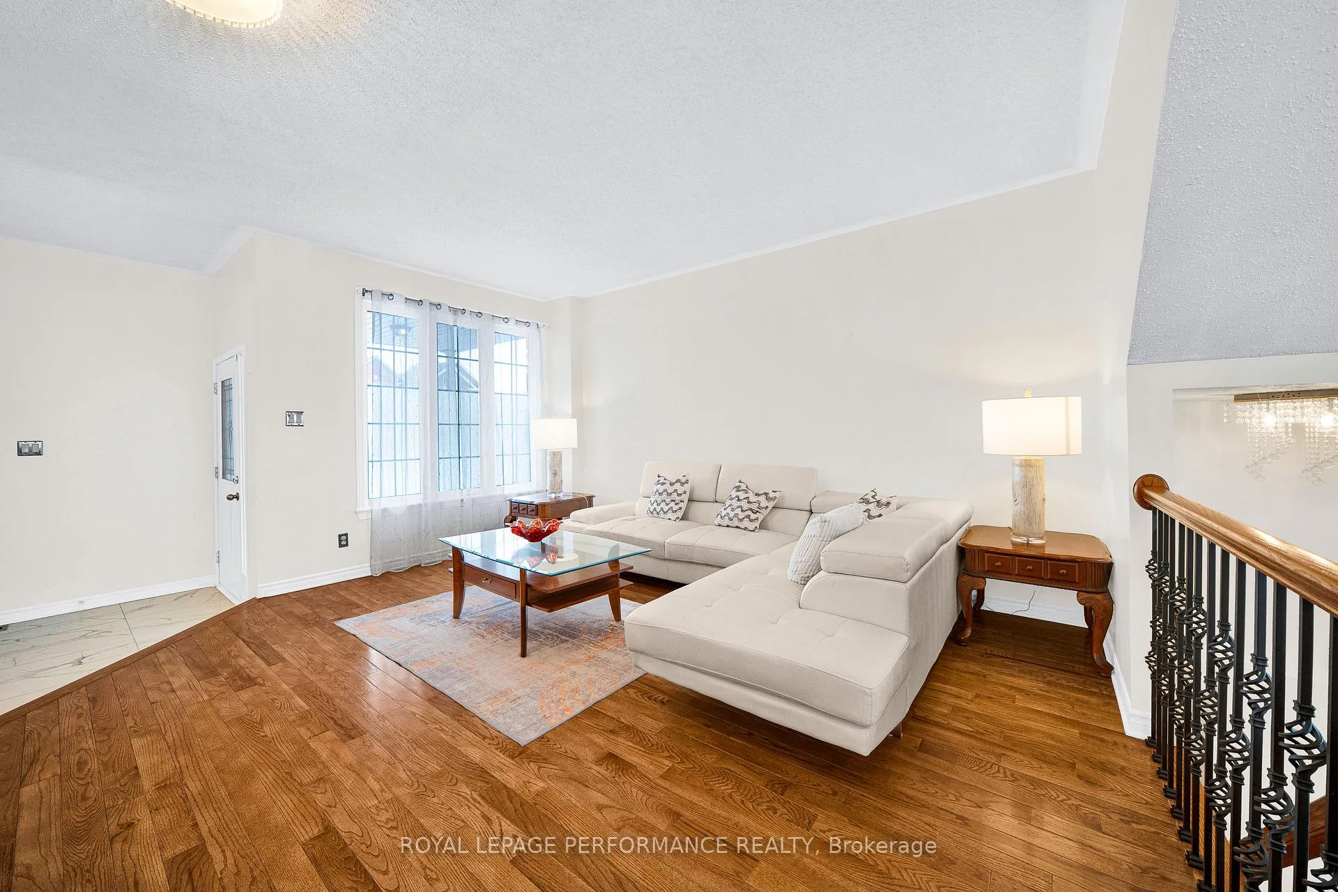 Photo 6 of 292 Rustic Hills Crescent, Ottawa, Springridge/East Village — HOMEH
