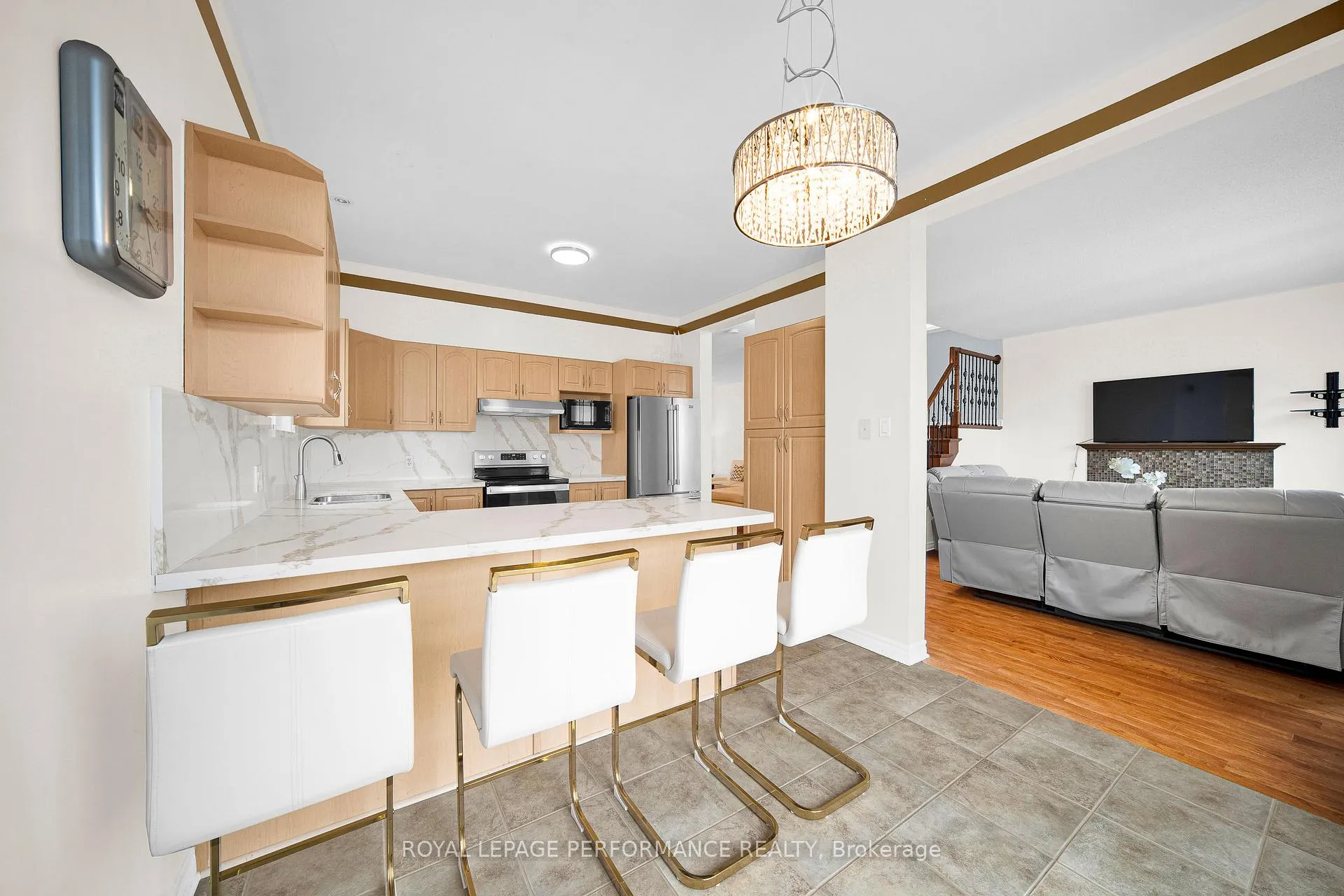 Photo 16 of 292 Rustic Hills Crescent, Ottawa, Springridge/East Village — HOMEH