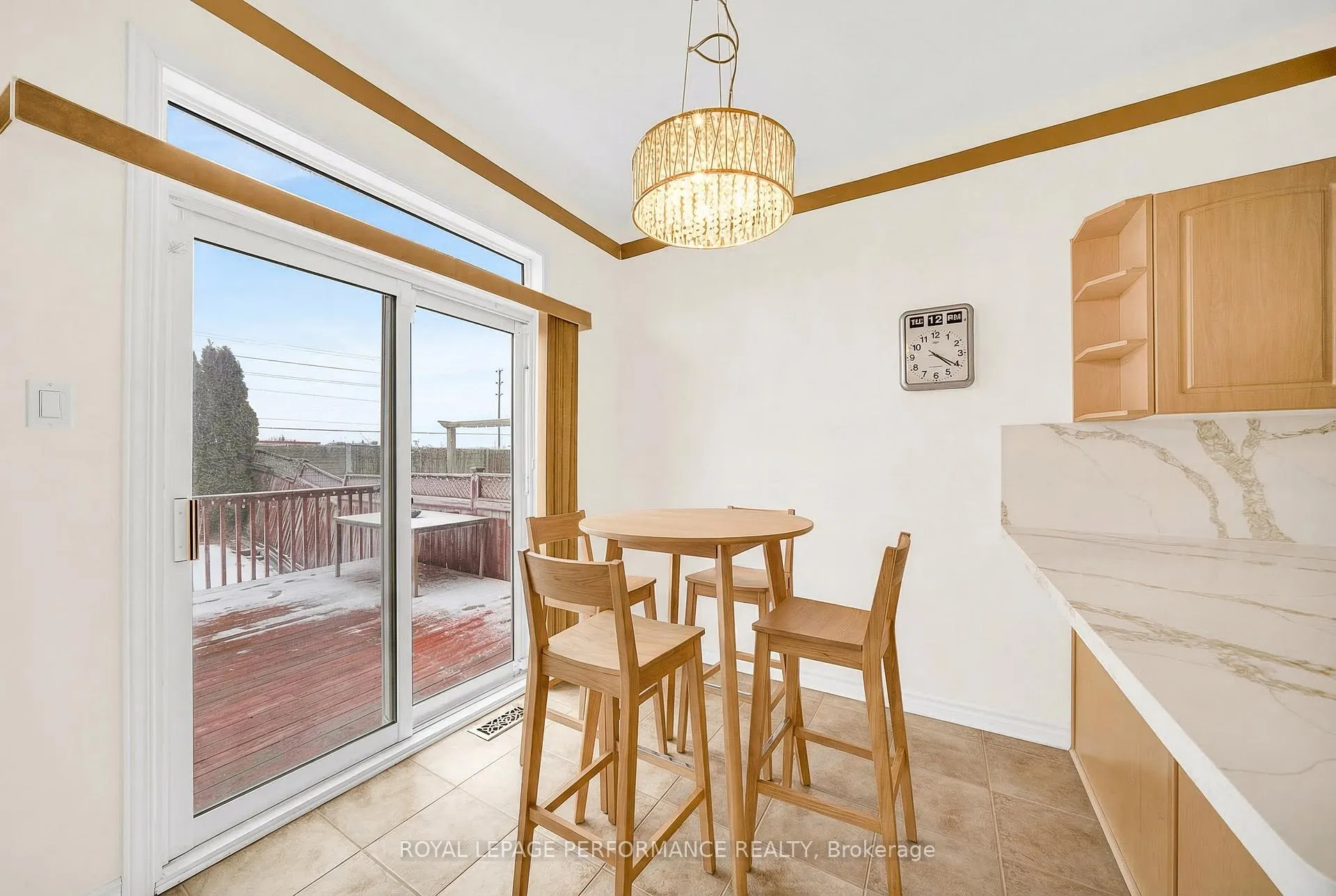 Photo 17 of 292 Rustic Hills Crescent, Ottawa, Springridge/East Village — HOMEH