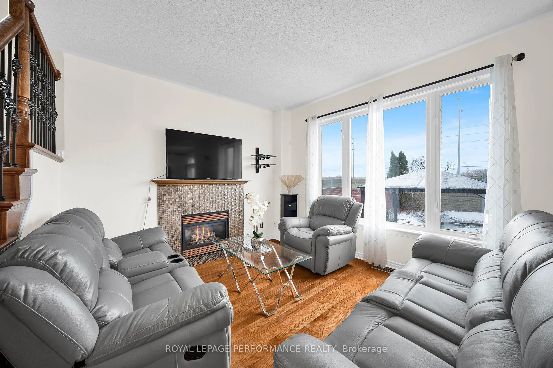 Photo 19 of 292 Rustic Hills Crescent, Ottawa, Springridge/East Village — HOMEH