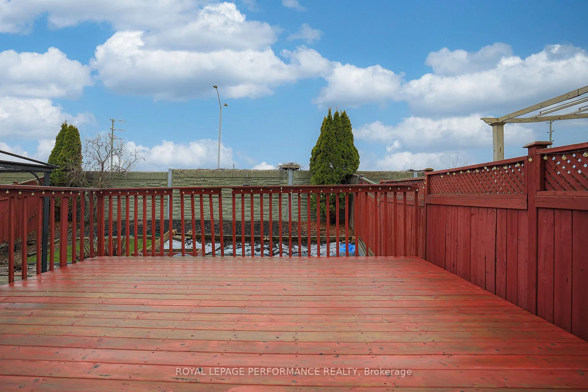 Photo 42 of 292 Rustic Hills Crescent, Ottawa, Springridge/East Village — HOMEH