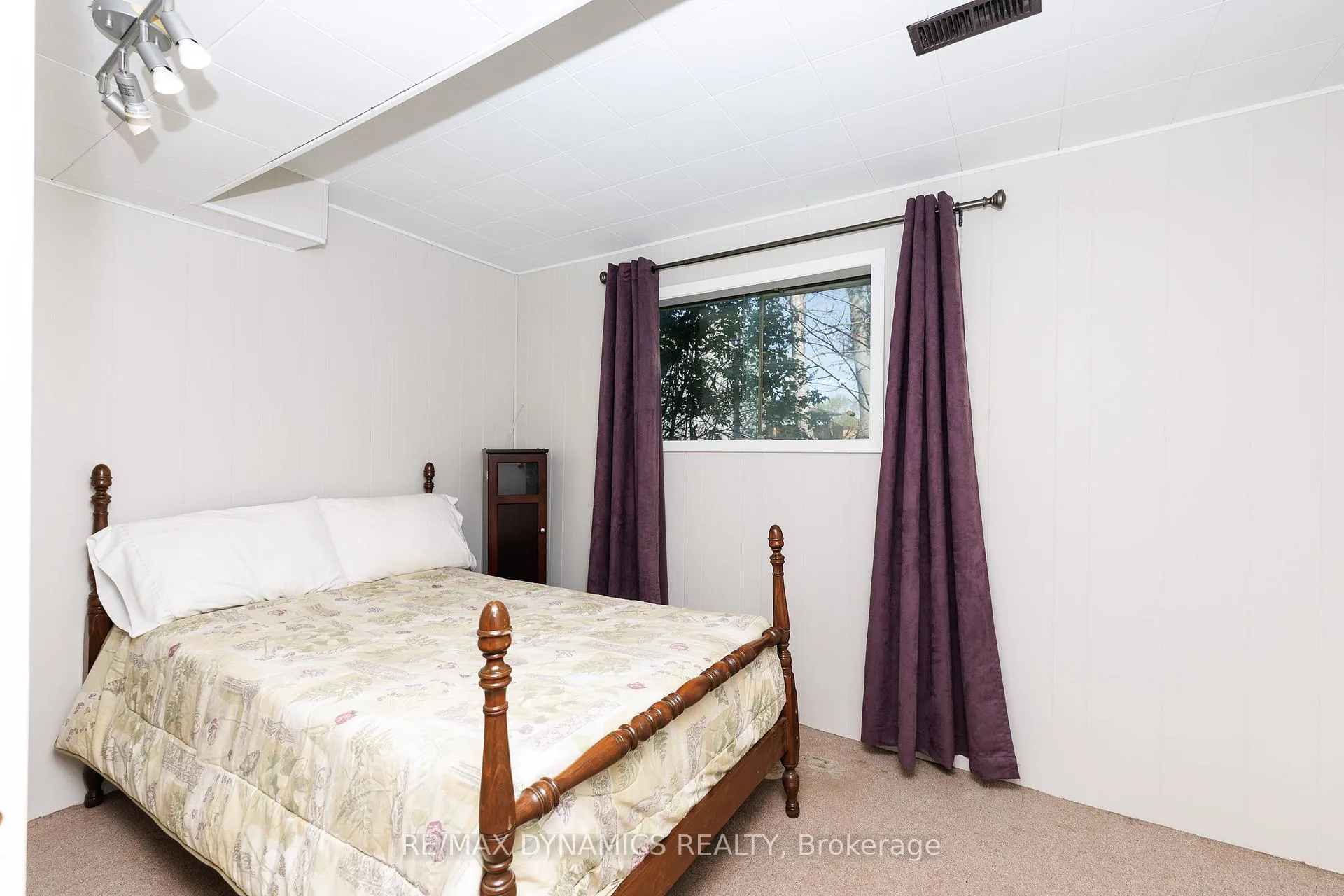 Photo 24 of 51 Karen Crescent, Welland, Prince Charles — HOMEH