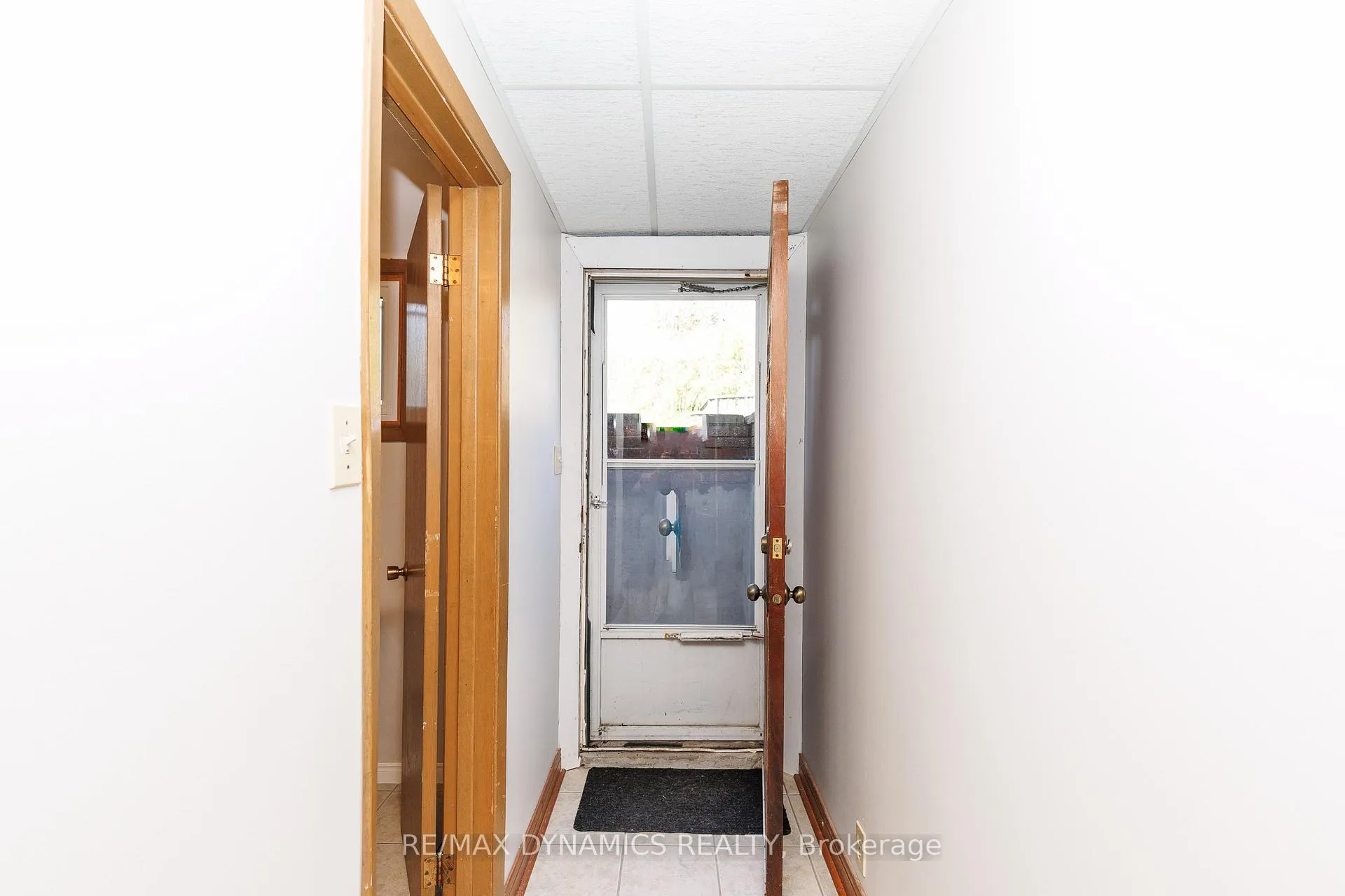 Photo 26 of 51 Karen Crescent, Welland, Prince Charles — HOMEH