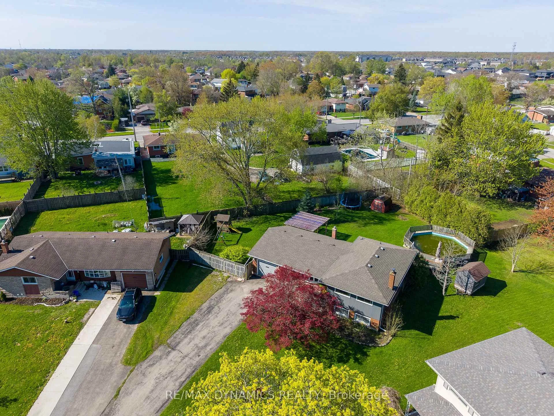 Photo 33 of 51 Karen Crescent, Welland, Prince Charles — HOMEH