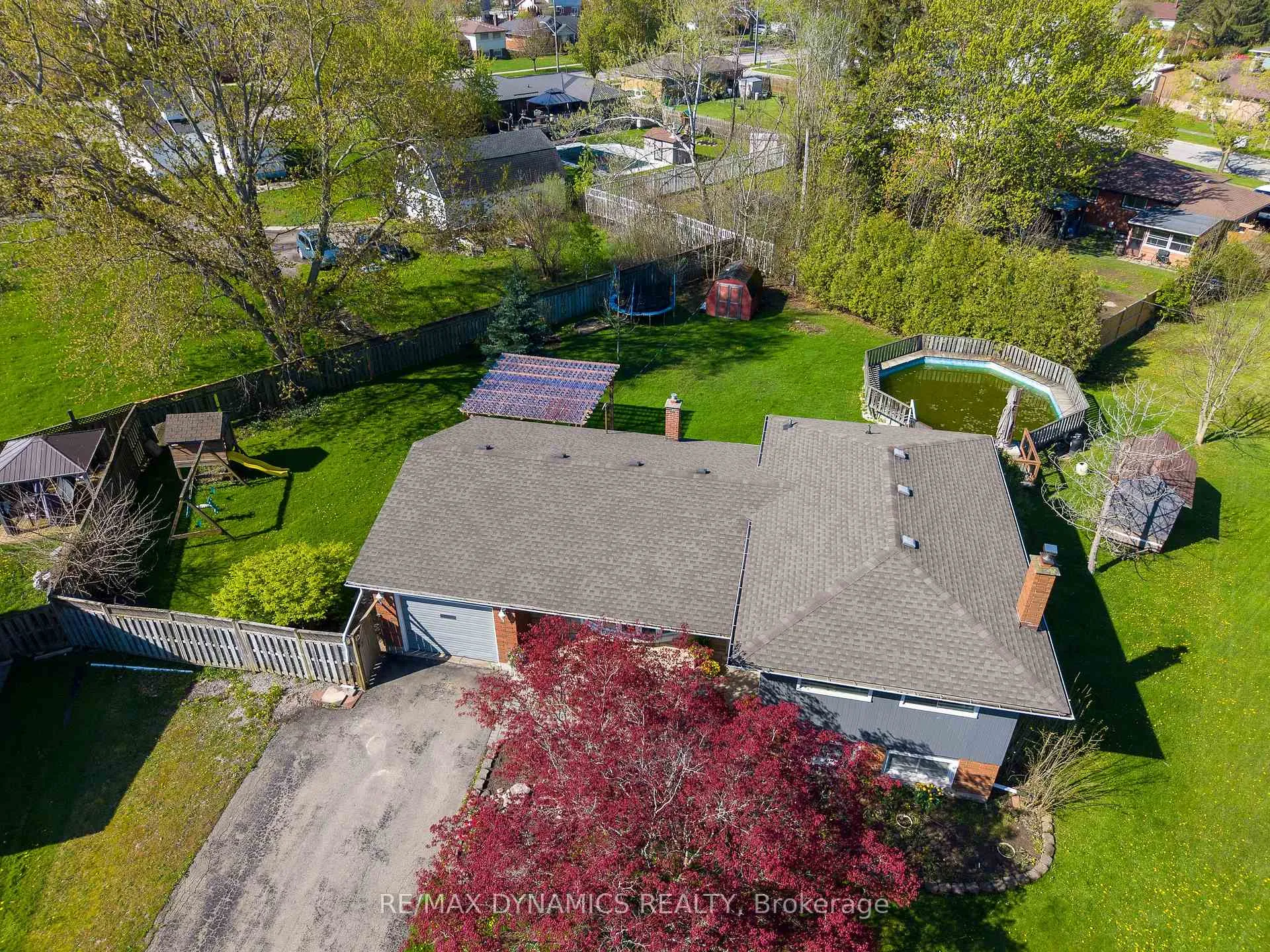 Photo 35 of 51 Karen Crescent, Welland, Prince Charles — HOMEH