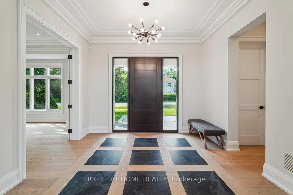 Photo 4 of 1260 Braeside Drive, Oakville, Morrison — HOMEH