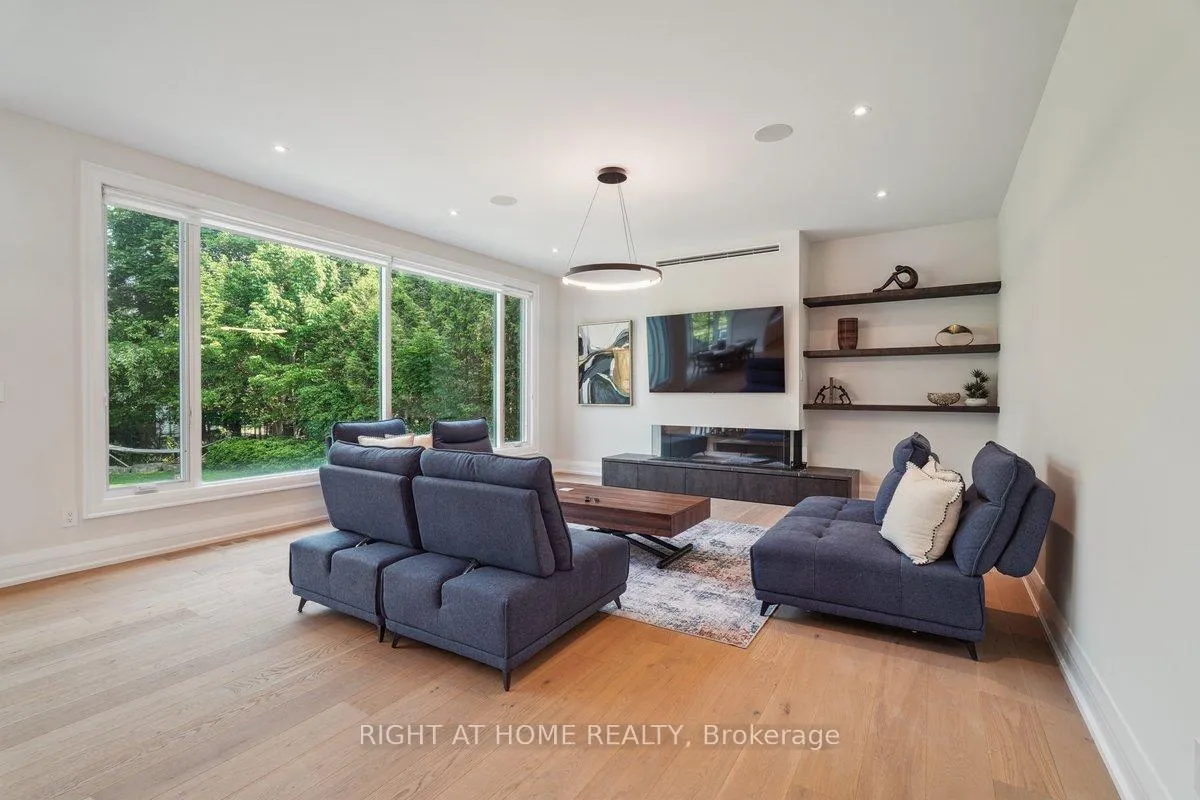 Photo 5 of 1260 Braeside Drive, Oakville, Morrison — HOMEH