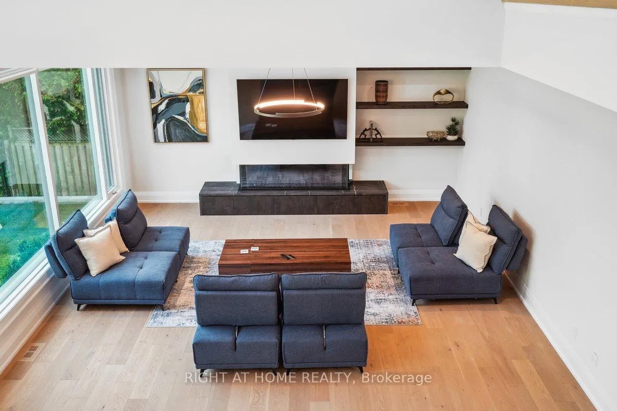 Photo 7 of 1260 Braeside Drive, Oakville, Morrison — HOMEH