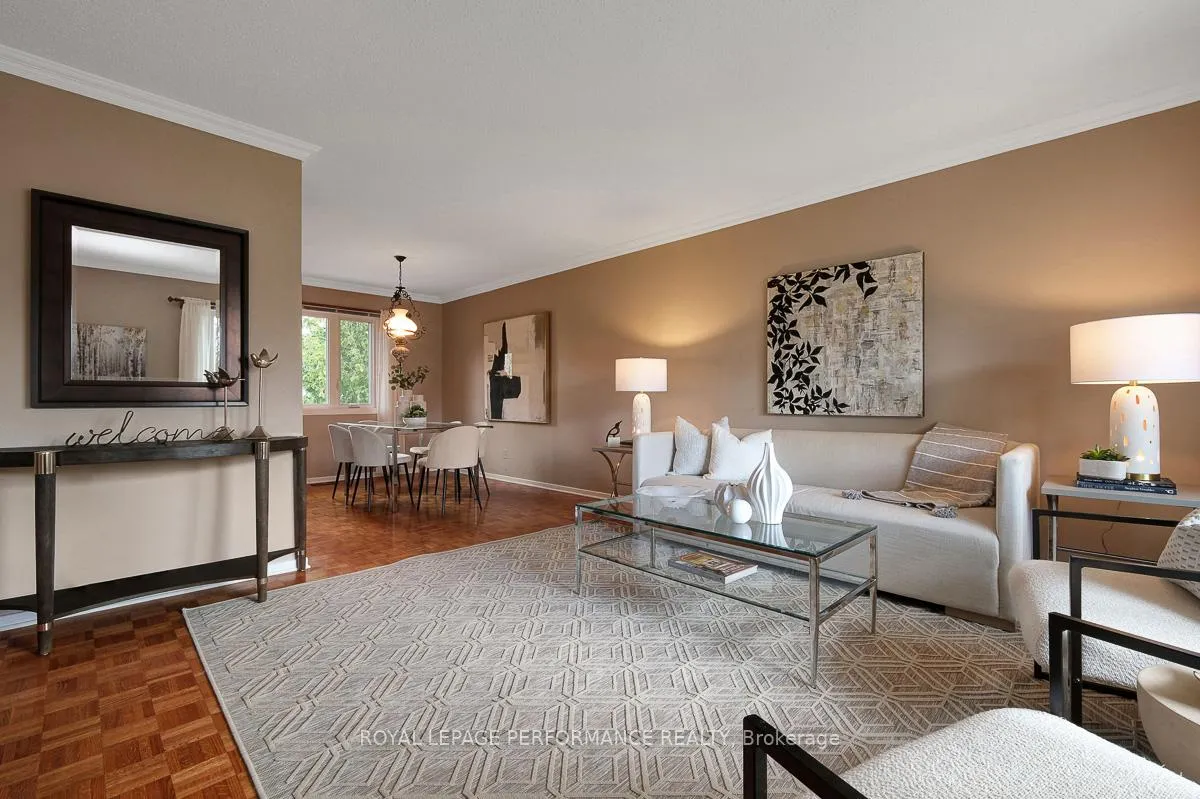 Photo 8 of 13 Mcmurdo Court, Ottawa, Borden Farm/Stewart Farm/Carleton Heights/Parkwood Hills — HOMEH