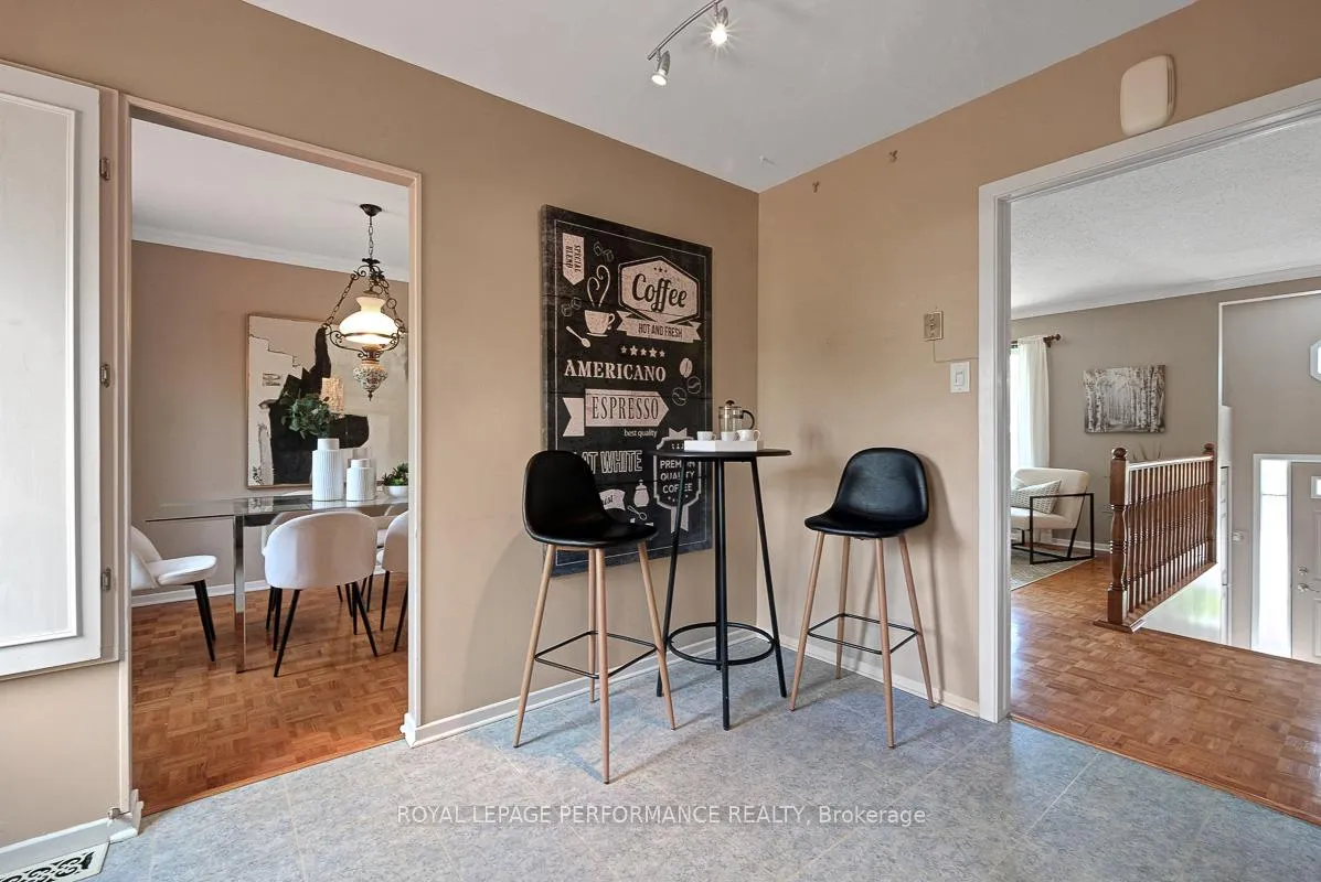 Photo 14 of 13 Mcmurdo Court, Ottawa, Borden Farm/Stewart Farm/Carleton Heights/Parkwood Hills — HOMEH